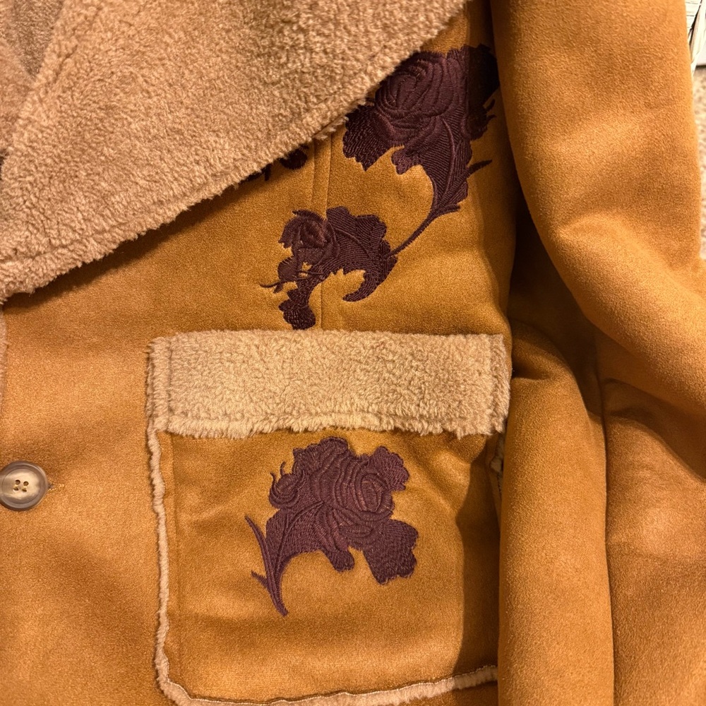 Miss Me Boho Western Floral Embroidered Sherpa Faux Leather Shacket Cottagecore - Picture 4 of 8